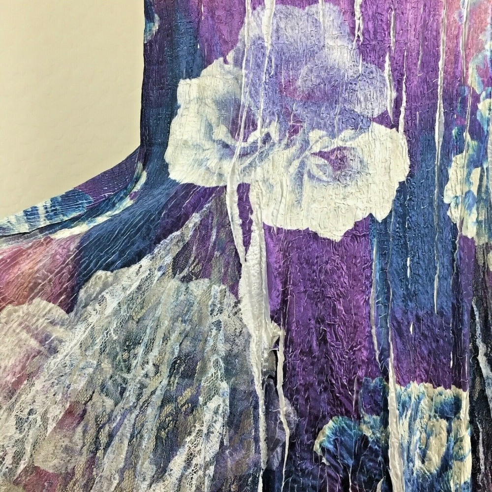 Komarov Floral Chiffon V-Neck Dress - Picture 7 of 8